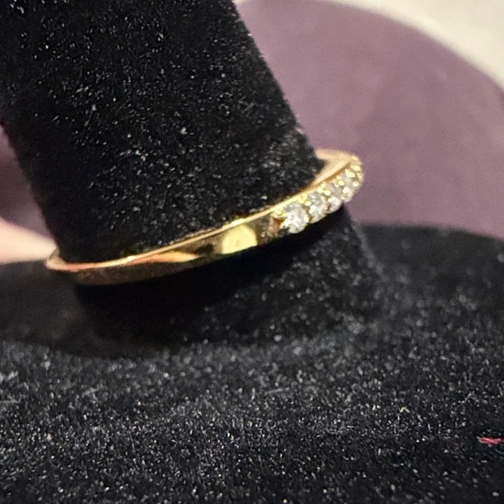 1/5 CTW Lab-Grown Diamond Band in Sterling Silver with 18K Gold Plate Whimly - Picture 4 of 5
